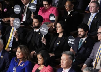 Victor Davis Hanson Exposes the Democrat Party as a Billionaire-Loving Cult – Twitchy