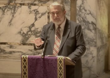 At Harvard, Scott Hahn expounds upon humility, saving truth of God’s word