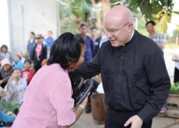 Pontifical Mission Societies USA visits Vietnamese leper colony