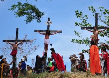 Faith on the streets: Holy Week street plays in the Philippines depict the passion of Jesus Christ