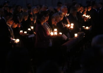 Pope Francis in Easter Vigil homily: Christ is the ‘turning point’ in human history