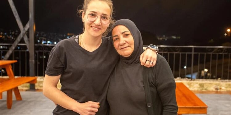 How a stolen rosary led one young woman to the Catholic Church
