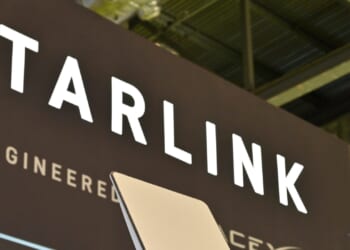 Trump Admin Greenlights Installation Of Elon Musk’s Starlink On United Airlines Planes
