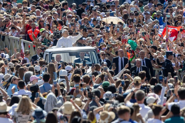 Pope Leo XIV waves to pilgrims from the popemobile during his general audience on Wednesday, May 28, 2025, in St. Peter’s Square at the Vatican. Credit: Daniel Ibañez/CNA