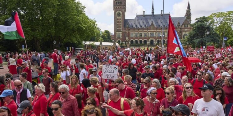 Second Dutch protest seeking government action against Israel gets huge turnout