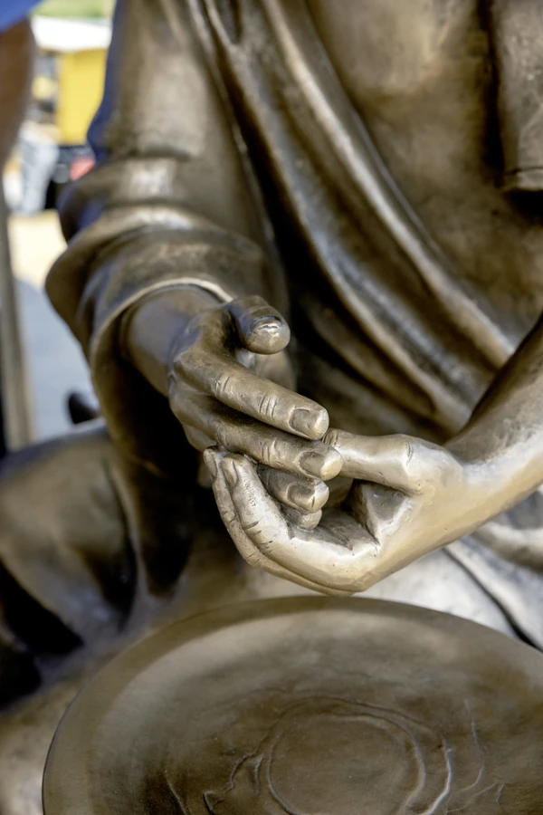 A life-sized reproduction of Pontius Pilate washing his hands sits in the Stations of the Cross display in Maysville, Kentucky, Tuesday, June 3, 2025. Credit: Tammie Brown Photography