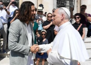 Jonathan Roumie, Jesus in ‘The Chosen,’ meets Pope Leo XIV: ‘An immeasurable honor’
