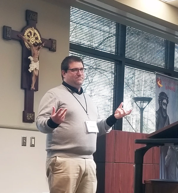 Daniel Meola speaks during a Life-Giving Wounds retreat. Credit: Photo courtesy of Life-Giving Wounds