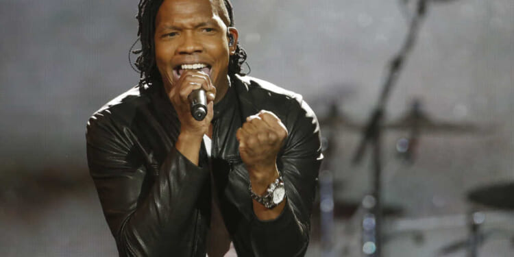 CCM Artist Rhett Walker Rebukes Those Condemning All Christian Music Amid Michael Tait Allegations – Faithwire