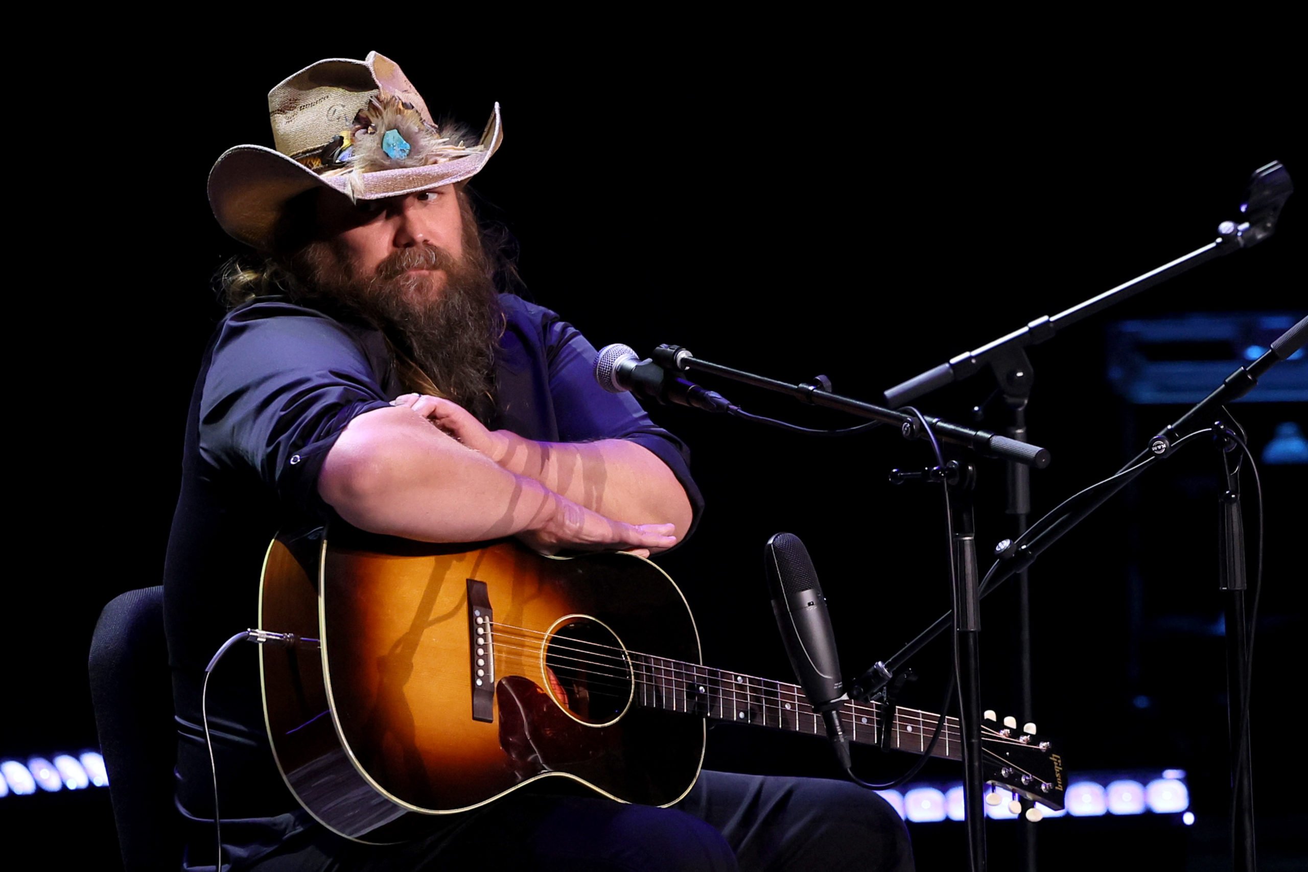 NASHVILLE, TENNESSEE - APRIL 29: Chris Stapleton performs on stage during 2025 CMA Triple Play Awards at The Fisher Center for the Performing Arts on April 29, 2025 in Nashville, Tennessee. (Photo by Terry Wyatt/Getty Images)