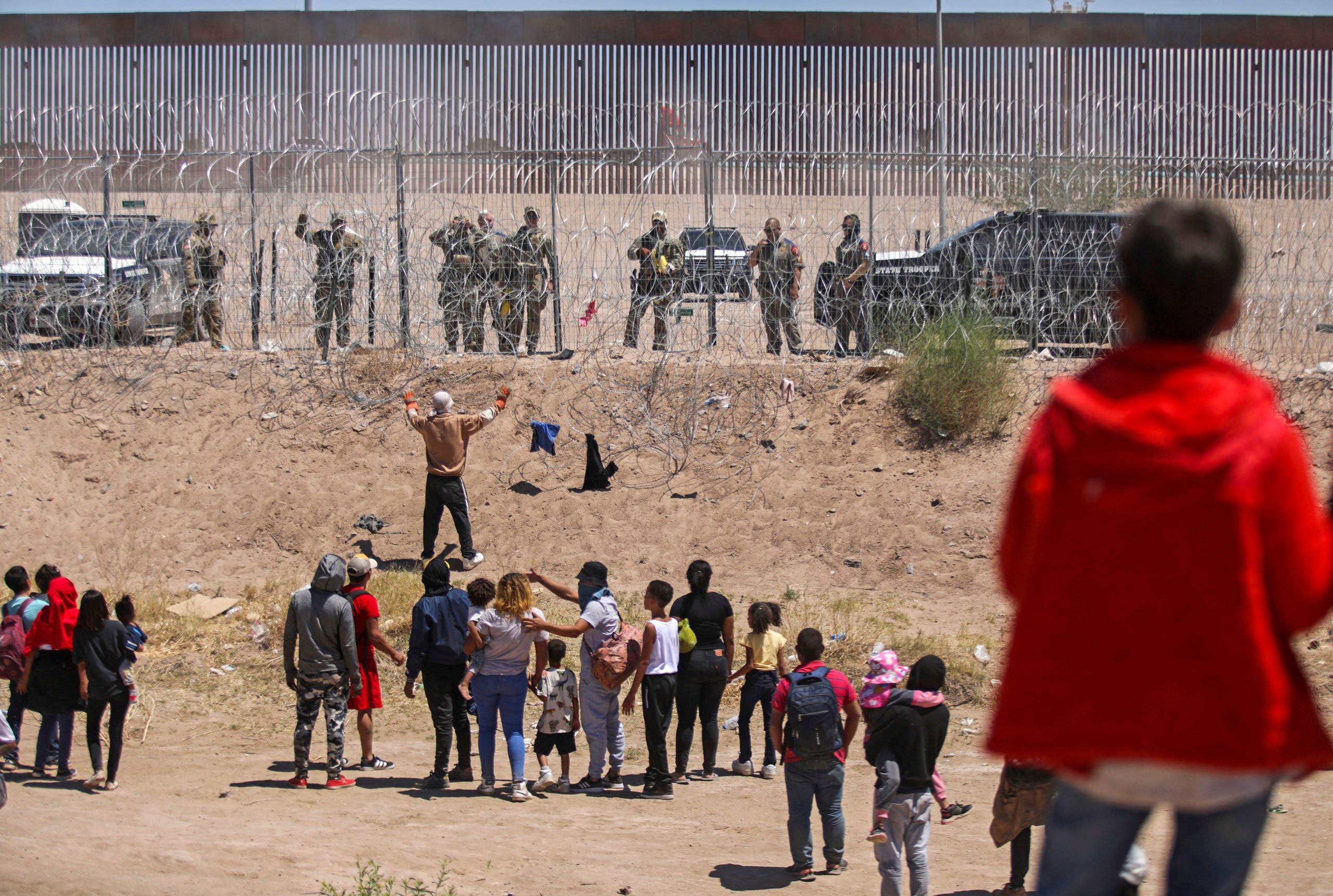 TOPSHOT-MEXICO-US-BORDER-MIGRATION