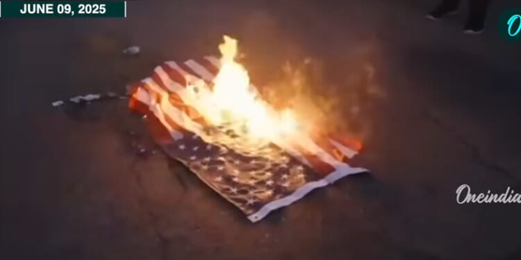 Protests Turn Violent. Democrats Blame Trump. Rinse Repeat » The American Spectator | USA News and PoliticsThe American Spectator
