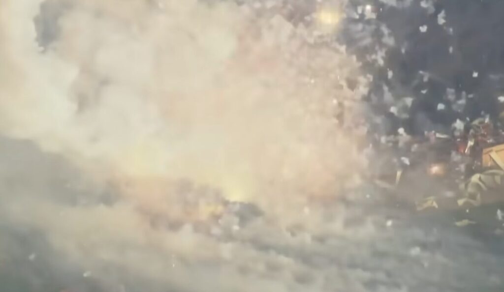 California Warehouse Explosion Fire Causes Dramatic Pyrotechnic Spectacle – Blaze Still Going Strong [WATCH]