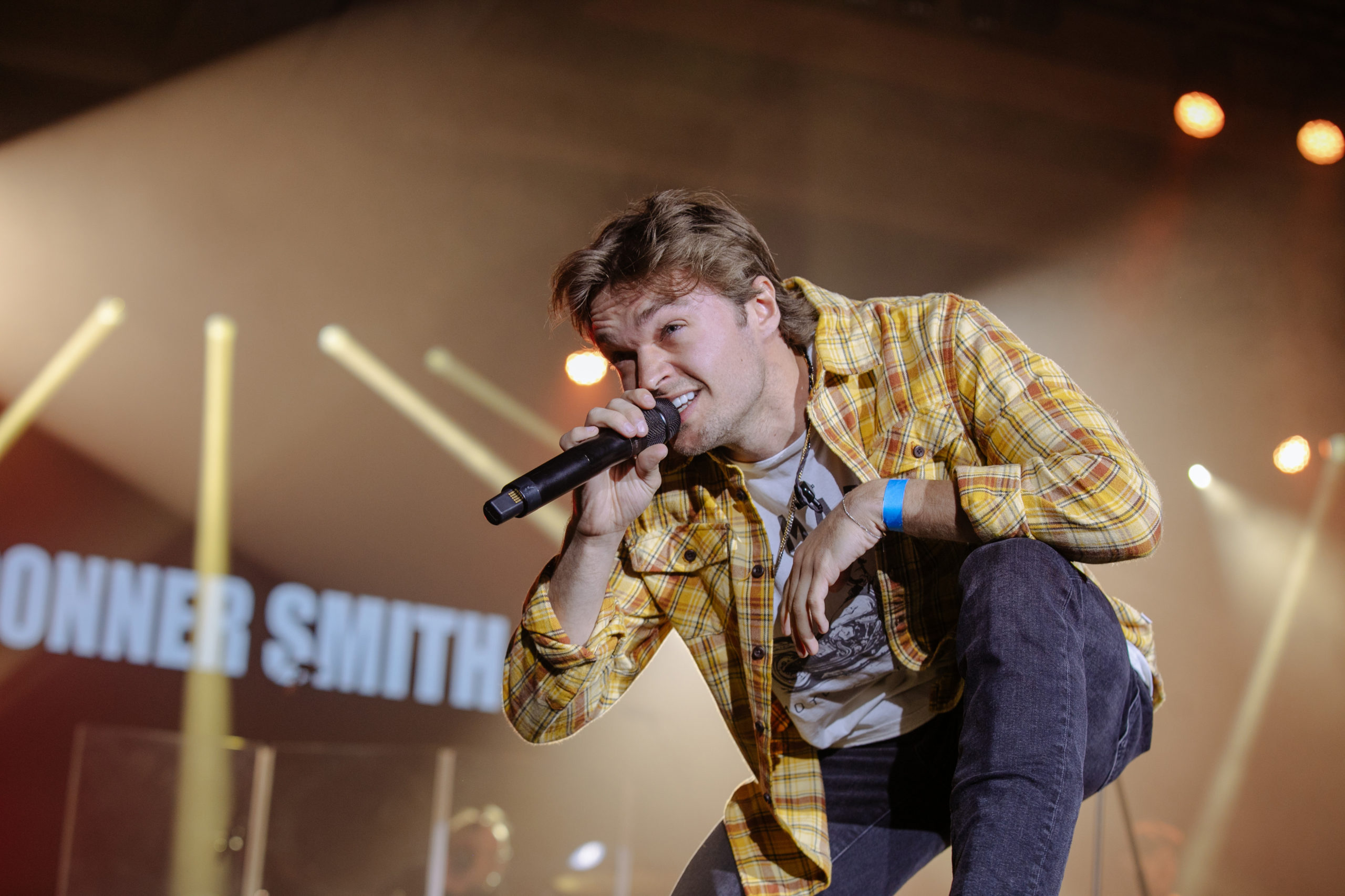 NASHVILLE, TENNESSEE - MARCH 15: (EDITORIAL USE ONLY) Conner Smith performs at the Big Machine Label Group Lunch during CRS 2023 at Omni Nashville Hotel on March 15, 2023 in Nashville, Tennessee. (Photo by Catherine Powell/Getty Images)