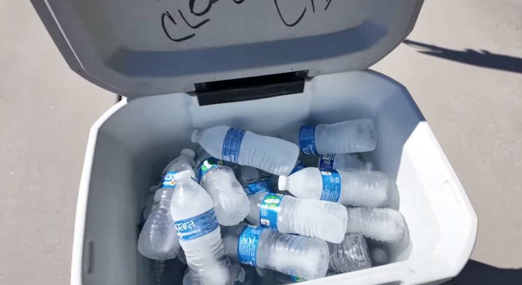 Outrage as Arizona Homeowner Fined $100 Repeatedly for Giving Out Free Water in Heat Amid Clash with HOA [WATCH]