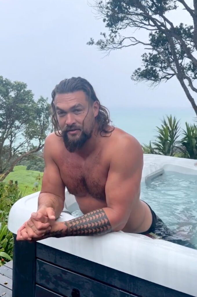 DC Comics Superhero Actor Jason Momoa Witnesses Horrific Milwaukee Car Accident, Steps Up Amid Chaos [WATCH]