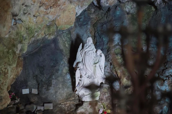 A statue in the grotto at the Sanctuary of La Sainte-Baume. Credit: Sanctuary of La Sainte-Baume