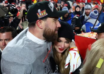 Travis Kelce Compares His Relationship With Taylor Swift to ‘Pretty Woman’ in Podcast Laugh [WATCH]