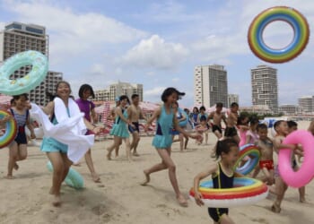 North Korea bans foreign tourists to mega beach resort