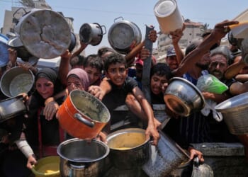 Trump pushes for food in Gaza, sends Witkoff, Huckabee to the region