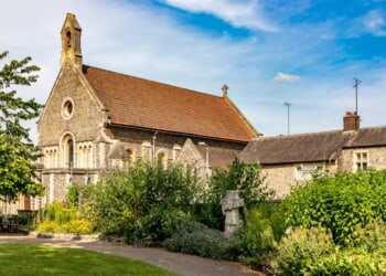 Proposed solar farm plan threatens English Camino, UK bishop says