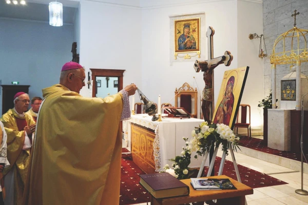 Archbishop of Astana, Kazakhstan, Tomasz Bernard Peta, blesses the icon of Our Lady of Persecuted Christians in June 2025. Credit: Father Benedict Kiely
