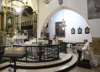Pope Leo XIV visits favorite Marian shrine of John Paul II outside Rome