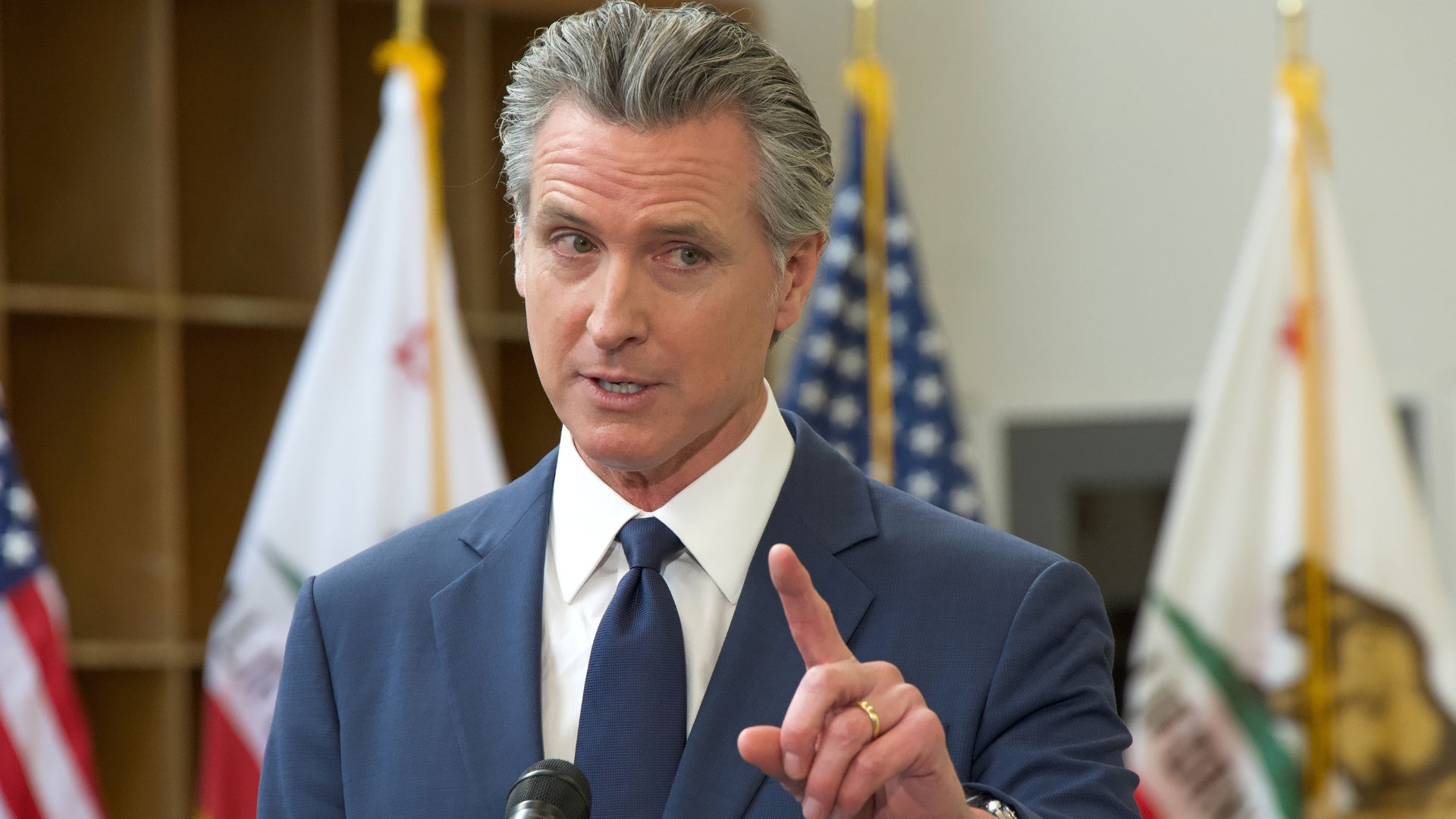 Gavin Newsom Threatens to 'Punch These Sons of B*thces in the Mouth' [WATCH]