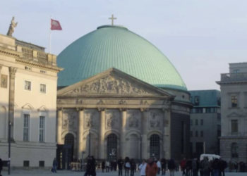 German bishops divided sharply over same-sex blessing guidelines