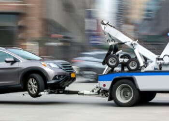 ICE Agent's Vehicles Being Targeted by Tow Truck Drivers in Los Angeles? [WATCH]