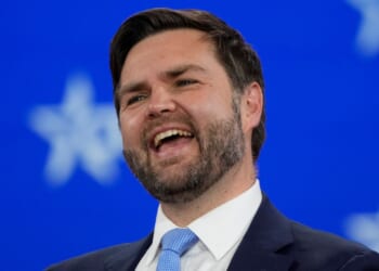 Student Skips School To Meet JD Vance, Crowd Cheers Loudly in Viral NC Rally Moment [WATCH]