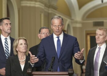 Thune Tramples Trump’s Recess Appointments While Collins and Murkowski Beam – Twitchy