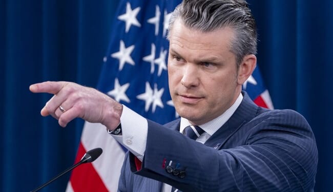 One America News Seems to Be the Only Outlet Covering the Pentagon – Twitchy