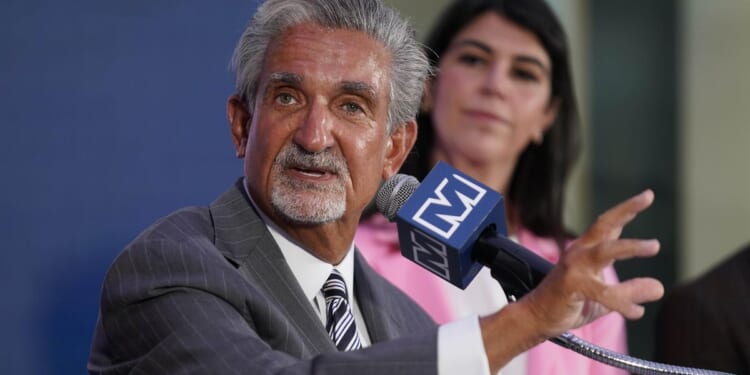 LOVERRO: Ted Leonsis' bid to own Nationals has more hurdles than just his woeful Wizards