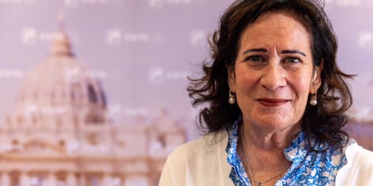 American mother of 8 serving Church on Arabian peninsula to receive catechist ministry from Pope Leo XIV