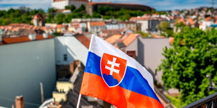 Slovak bishops welcome constitutional amendment protecting family, marriage
