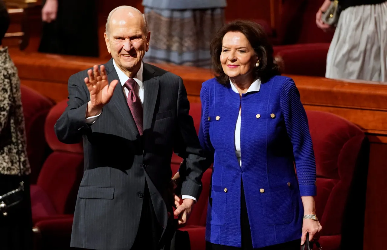 SALT LAKE CITY, UT - APRIL 06: President of the Church of Jesus Christ of Latter-Day Saints, Russell M. Nelson (L) and his wife Wendy (R) wave to the faithful after the first session of the 189th Annual General conference in the Conference Center on April 6, 2019 in Salt Lake City, Utah. Several thousands faithful Mormons from around the worlds will gather for two days of instruction from church leaders. (Photo by George Frey/Getty Images)