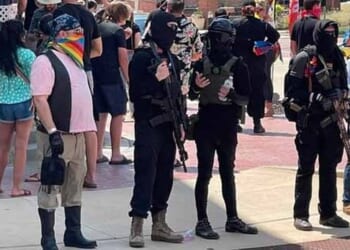 Congresswoman's Rose-Tinted Portland Pic Desperately Tries to Gloss Over the City's War-Zone Chaos – Twitchy