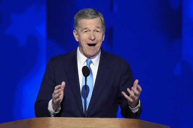Gov. Roy Cooper Finally Pipes Up on Charlotte Stabbing, Blames Republicans – Twitchy
