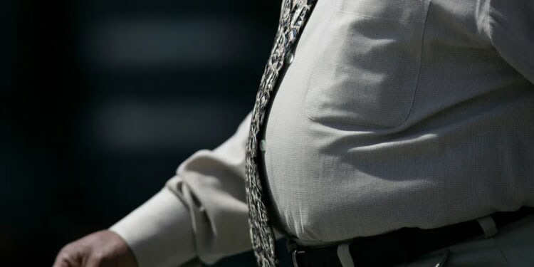 JAMES CARTER And BRADY WALCZAK: The Calorie Shell Game Putting Pounds On You