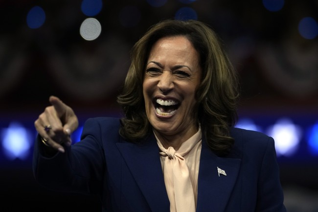 Kamala Harris SO Dumb She 'Lifted' Incorrect Information on Trans People for Her Book ... and Got CAUGHT – Twitchy