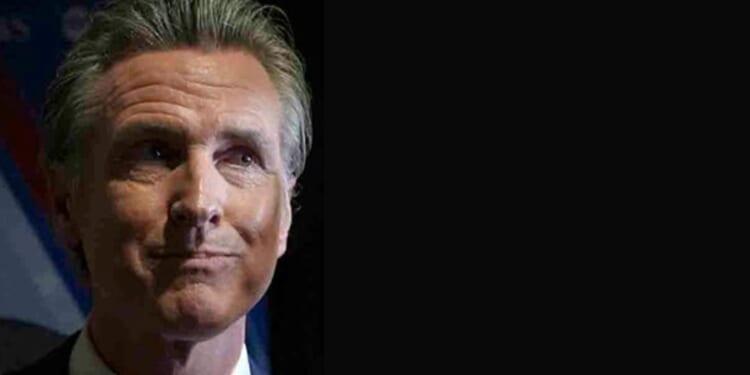 Gavin Newsom’s Anti-ICE Rhetoric Sparks Outrage After Dallas Shooting at Federal Facility [WATCH]