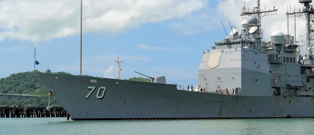 The US Navy warship USS Lake Erie (CG 70) docks at the Port of Balboa in Panama City on August 29, 2025. The United States sent three warships to the region amid escalating tensions with Venezuela, which deployed warships and drones to patrol the country's coastline on August 26, 2025. (Photo by MAURICIO VALENZUELA/AFP via Getty Images)