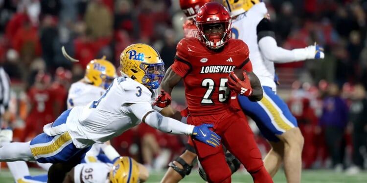 Louisville Ball Boy Gets Shoved Around Like High School Nerd After Trying To Snatch Football Away From Pitt Opponent