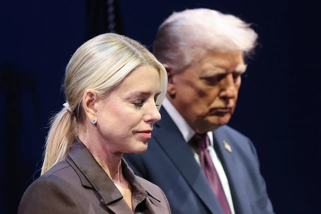 Attorney General Pam Bondi bows her head in prayer with U.S. President Donald Trump at the Museum of the Bible September 8, 2025 in Washington, DC. Trump addressed the White House Religious Liberties Commission during the event. (Photo by Win McNamee/Getty Images)