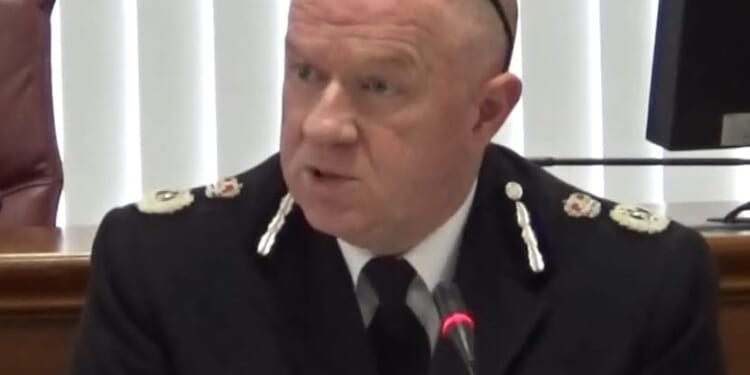 Police should stop logging non-crime hate incidents, watchdog says