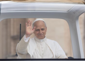 Pope Leo XIV reaffirms 2-state solution for Holy Land, warns of escalating war in Ukraine