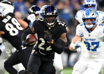 Ravens’ Derrick Henry Completely Loses His Cool Like My 3-Year-Old After Fumbling Ball