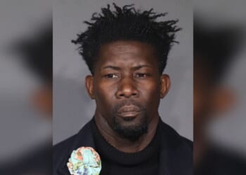 The story on illegal Des Moines superintendent keeps getting worse — someone checked the voting rolls