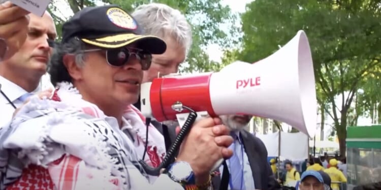 US revoking visa of Colombia’s leftist president for urging American troops to disobey Trump